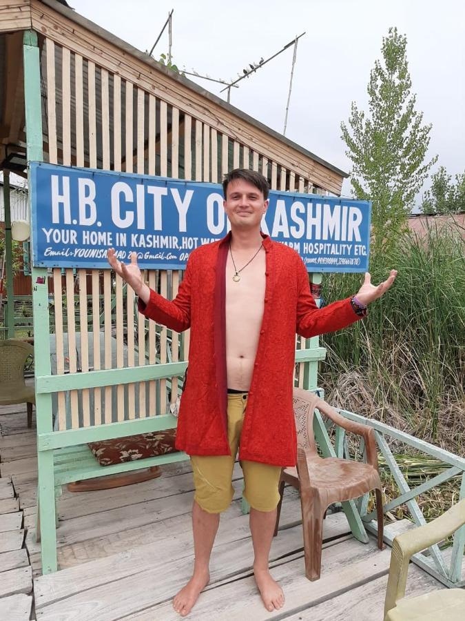 Hôtel Houseboat - City Of Kashmir à Srīnagar Extérieur photo