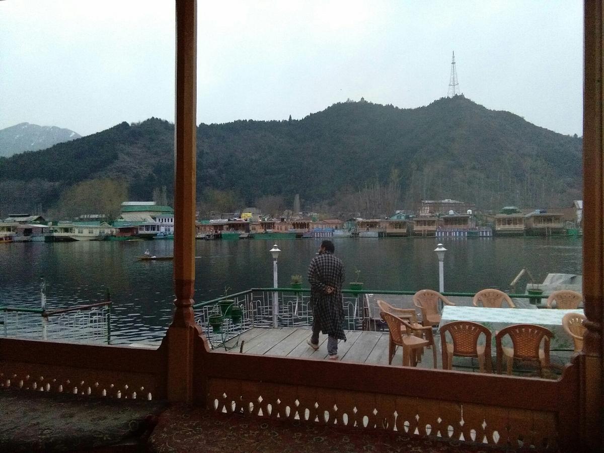 Hôtel Houseboat - City Of Kashmir à Srīnagar Extérieur photo