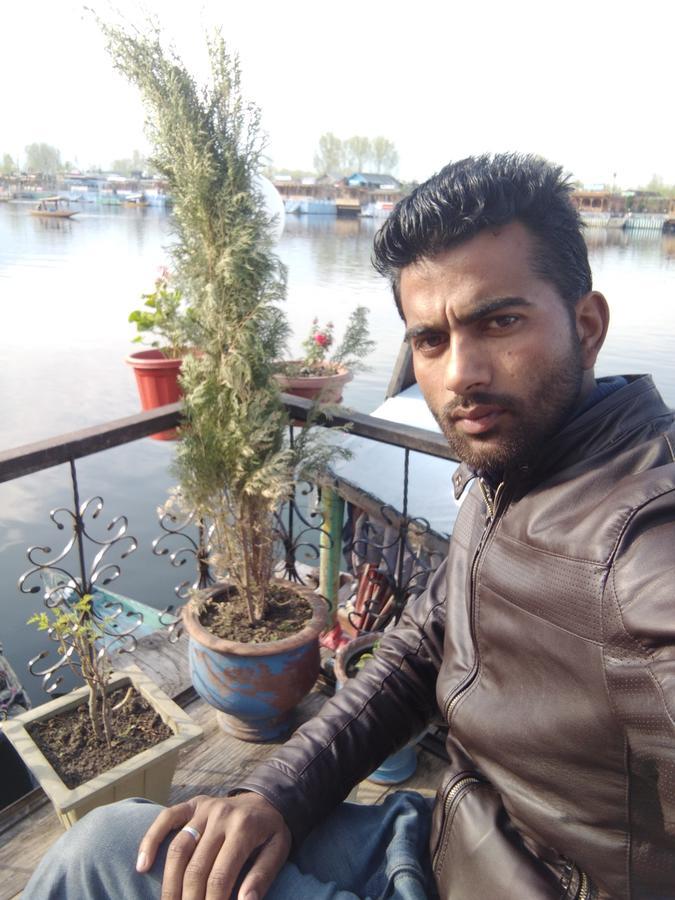 Hôtel Houseboat - City Of Kashmir à Srīnagar Extérieur photo