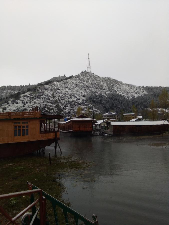 Hôtel Houseboat - City Of Kashmir à Srīnagar Extérieur photo